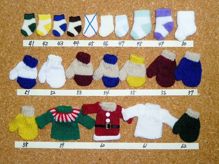 【ミニニット チャーム*1個】日本製* mini ニット帽子 手袋 マフラー 靴下☆数量限定☆ クリスマス ラッピング デコレーション みに 奈良県