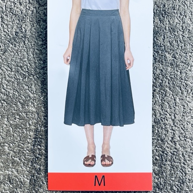 送料無料 新品タグ付き SOLEZIA ロングスカート Mサイズ グレー ナイロン100% 裏地なし 春夏用 ソレツィア レディース /900664在★5