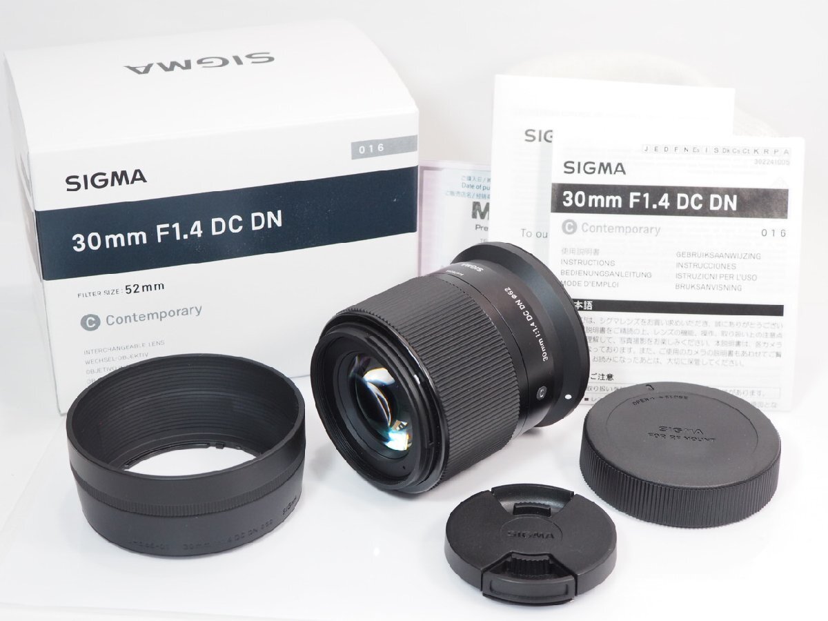 【 極美品 】SIGMA Contemporary 30mm F1.4 DG DN FOR Canon RF マウント用 レンズ フード元箱付 シグマ [管SI7118]