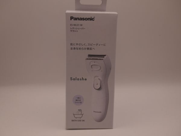 (M45906) 未使用品 パナソニック レディースシェーバー サラシェ 除毛 全身用 乾電池式 ホワイト ES-WL51-W
