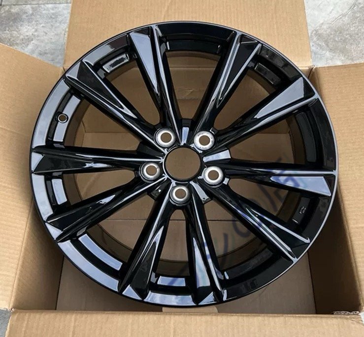 19 インチホイール レクサス IS・GS・ES・NX・LS・RX・RZ 対応 純正交換用 19x8J PCD5×114.3mm 4 本セット