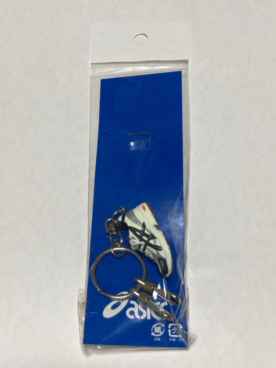 アシックス　キーホルダー　ノベルティ　非売品　ASICS 