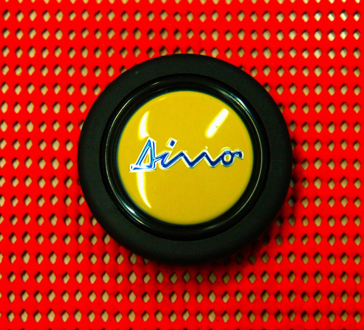 MOMO 純正 Ferrari Dino ホーンボタン 新品 ディーノ 206GT 246GT 308GT4 208GT4 ラッパマーク無し Genuine Horn button