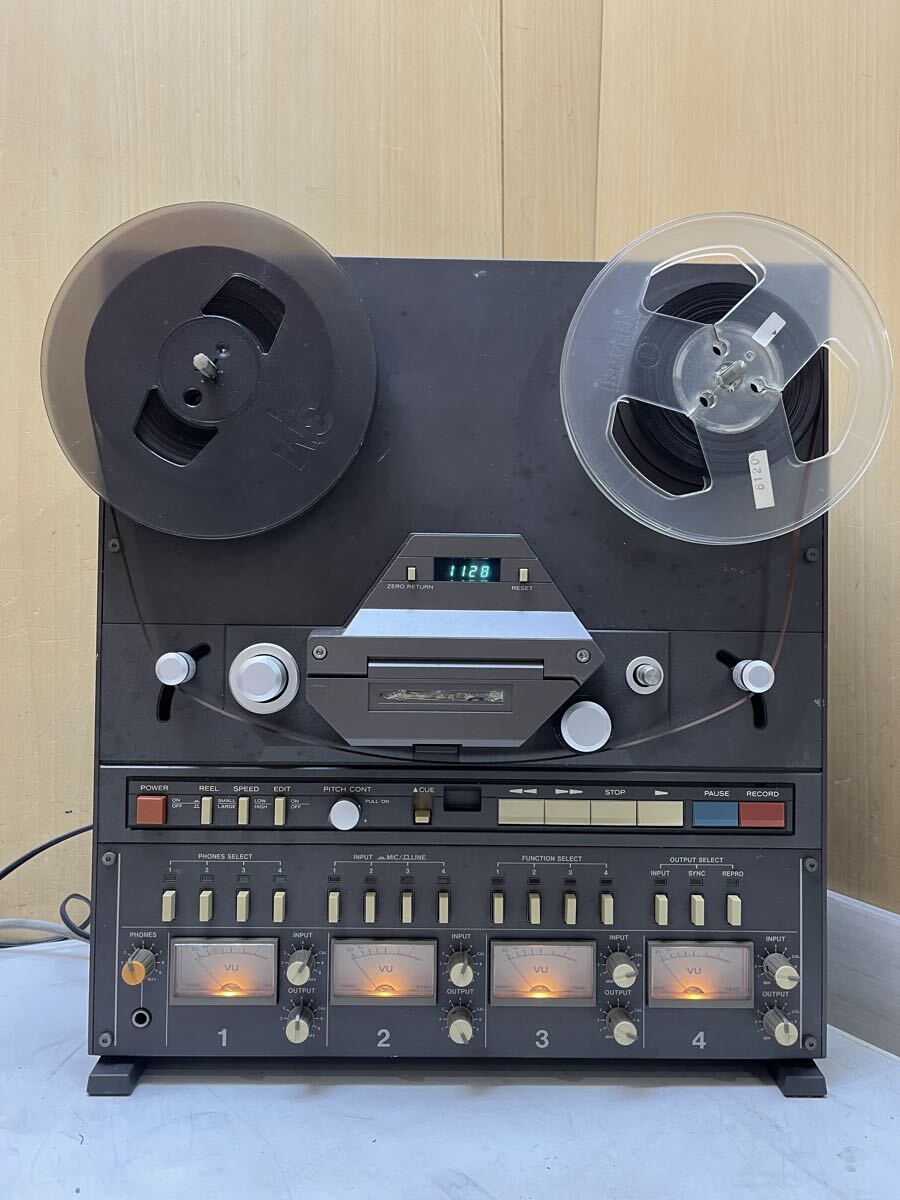 U012048 TASCAM 34B オープンリール　オープンリールデッキ 早送り／巻き戻し／再生回転OK 詳細不明　ジャンク品扱い　現状品　1223