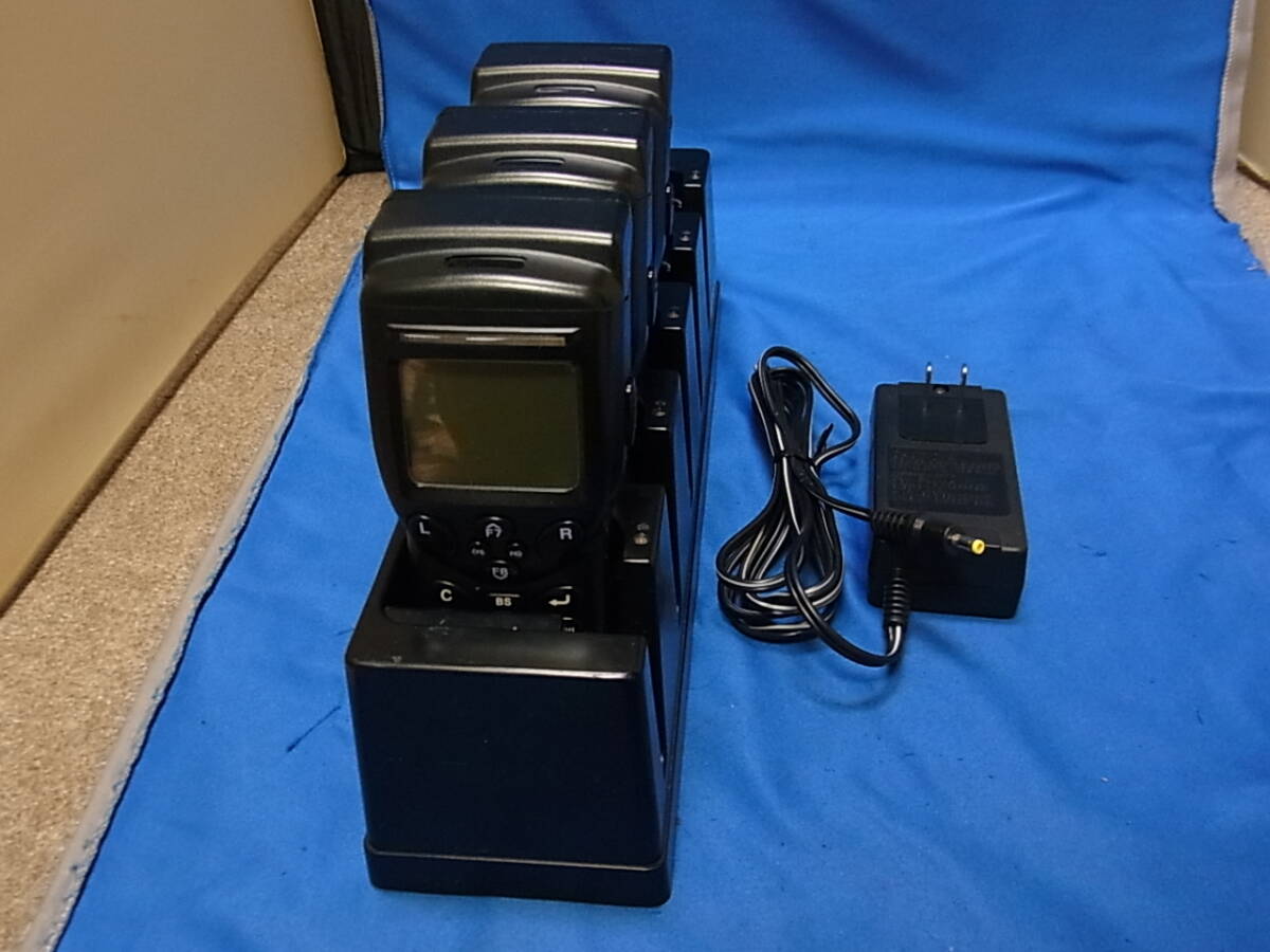 KEYENCE BT-350A ハンディターミナル バーコードリーダー ３台＋充電器セット ジャンク 