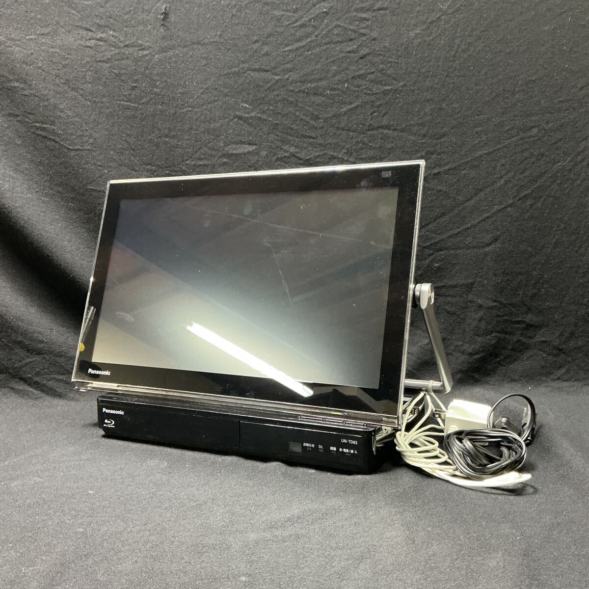 【L10B923】Panasonic プライベートビエラ チューナー UN-15TD6D UN-TD6S 18型 2016年製 防水 ハイビジョン液晶モニター ポータブルテレビ