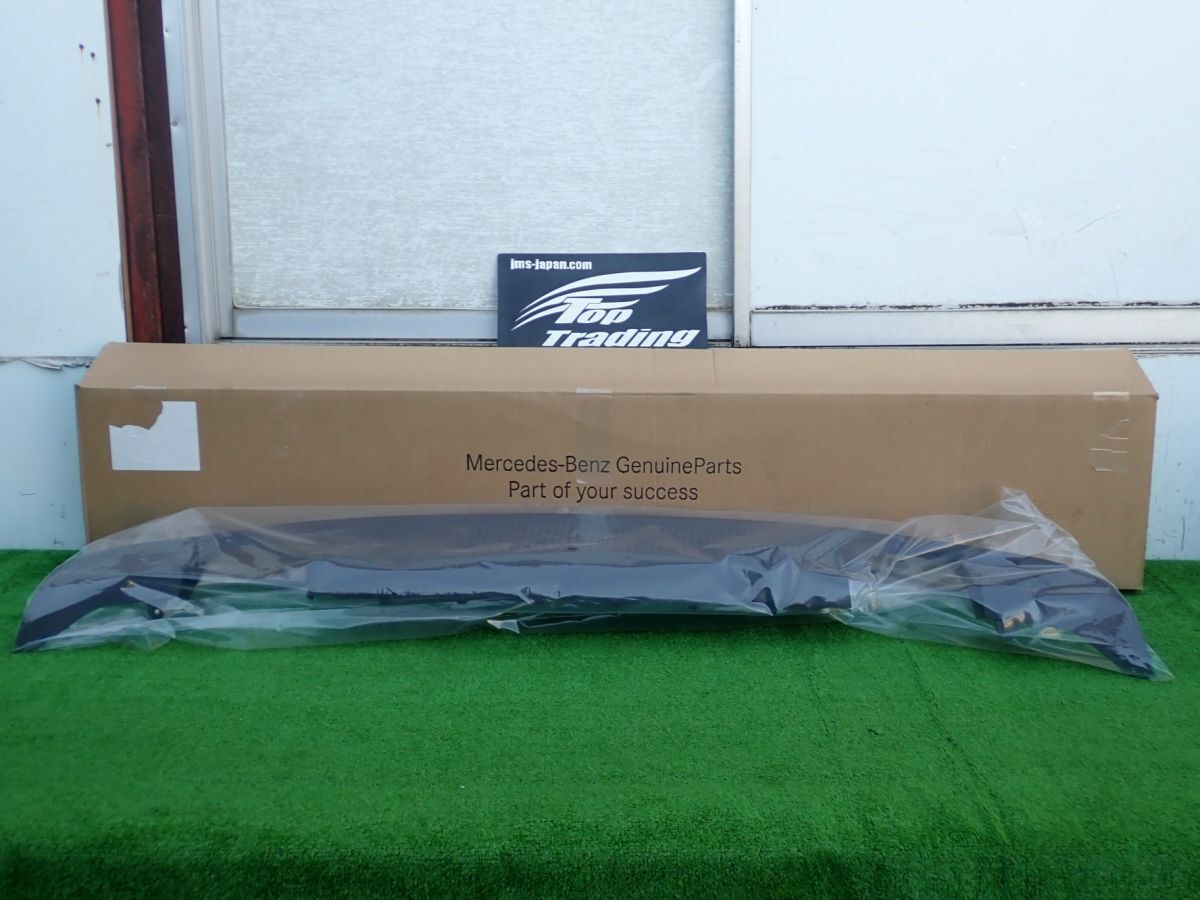 L6789vc ベンツ純正 Aクラス W176 AMG 前期 リアバンパー ディフューザー A1768852425 未使用品
