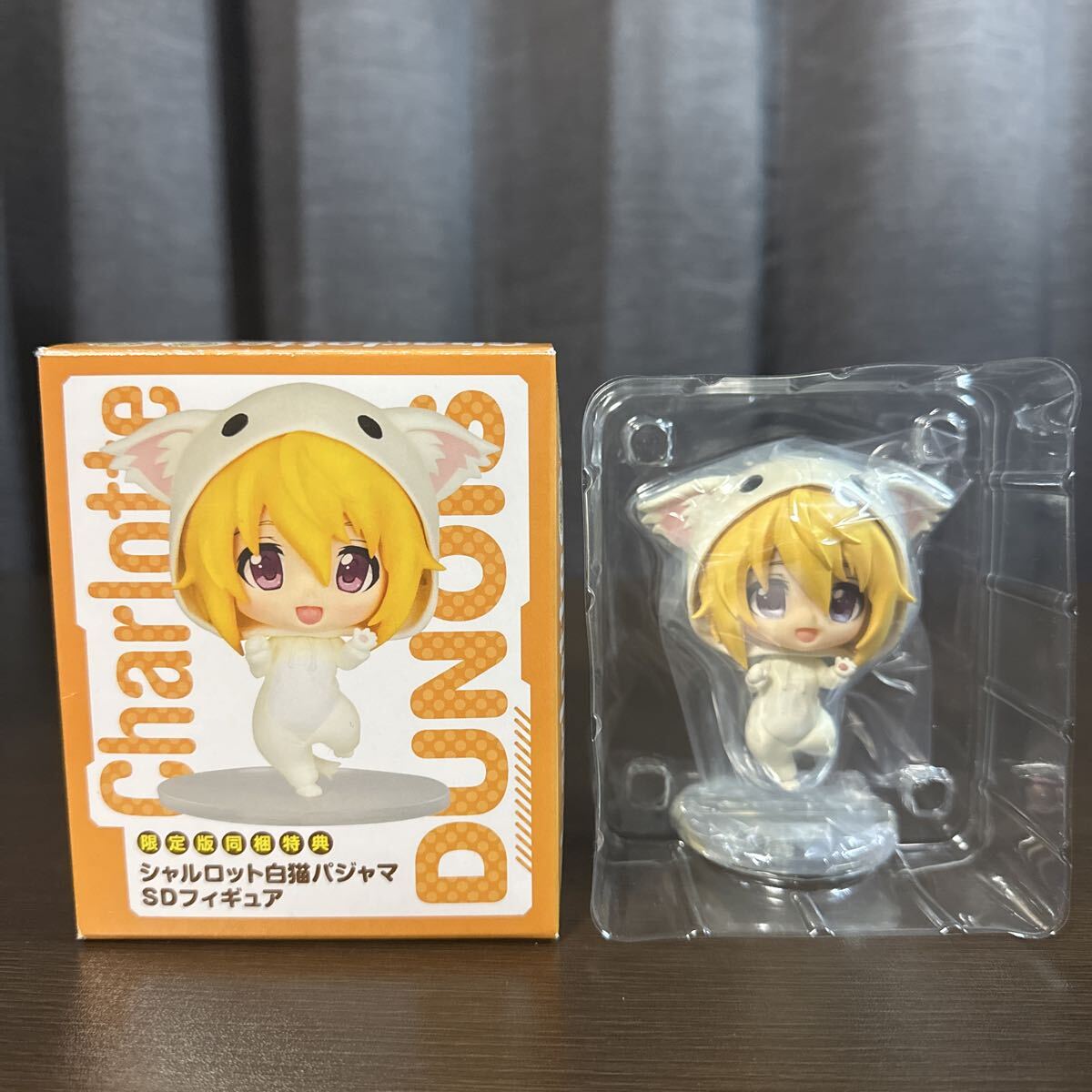 【ブリスター新品未開封】限定版同梱特典　シャルロット白猫パジャマSDフィギュア