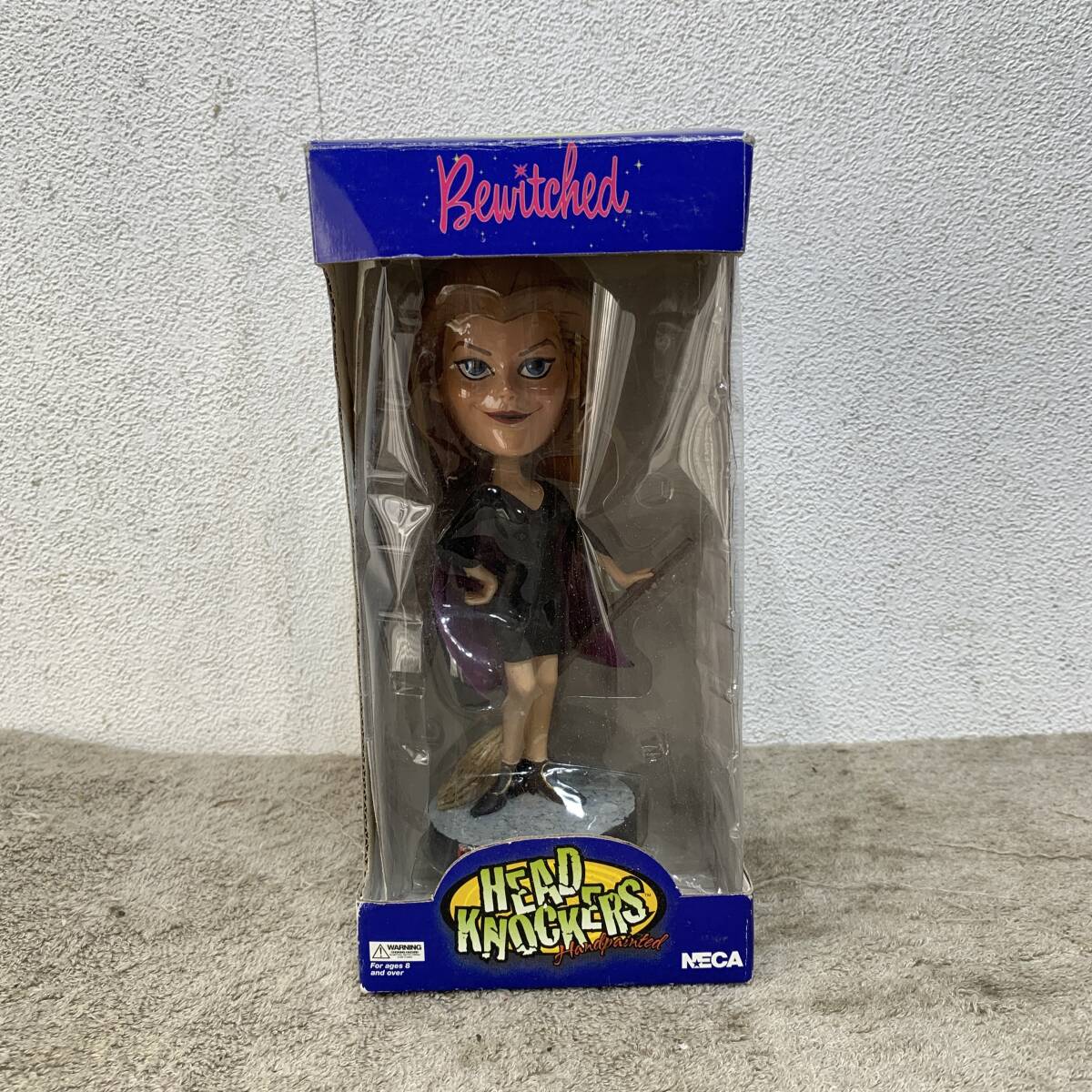 奥様は魔女　箱付き　サマンサ　samantha 　ファッションドール　首振り人形　フィギア　NECA　ボブルヘッドドール　HEAD KNOCKERS　XZ4160