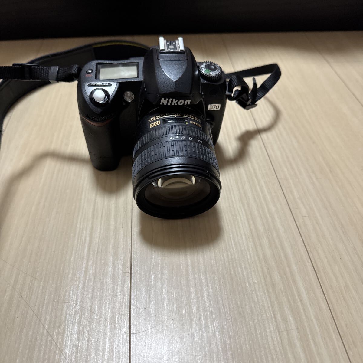 Nikon D70 デジタル一眼レフカメラ