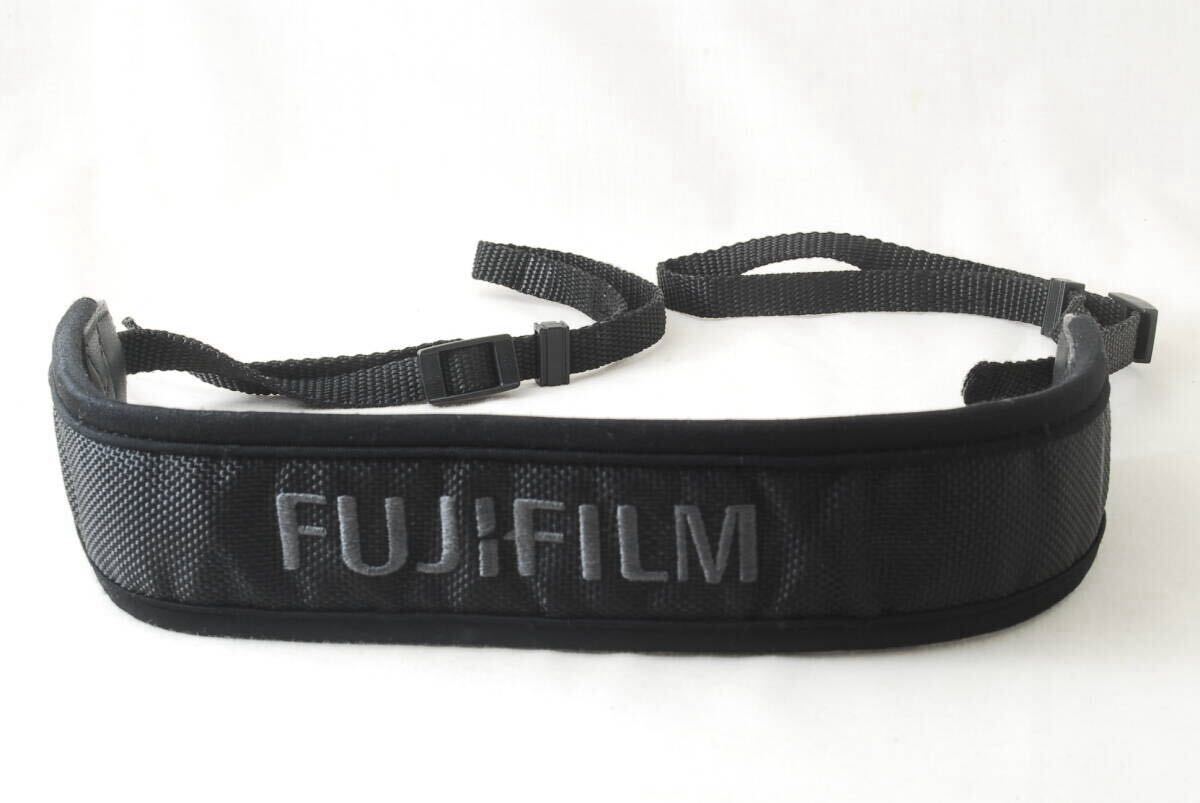 ☆FUJIFILM フジフィルム カメラ ストラップ 黒色(ブラック)×灰色(グレー) 刺繍文字 ショルダー ネック Camera Strap 富士フイルム☆