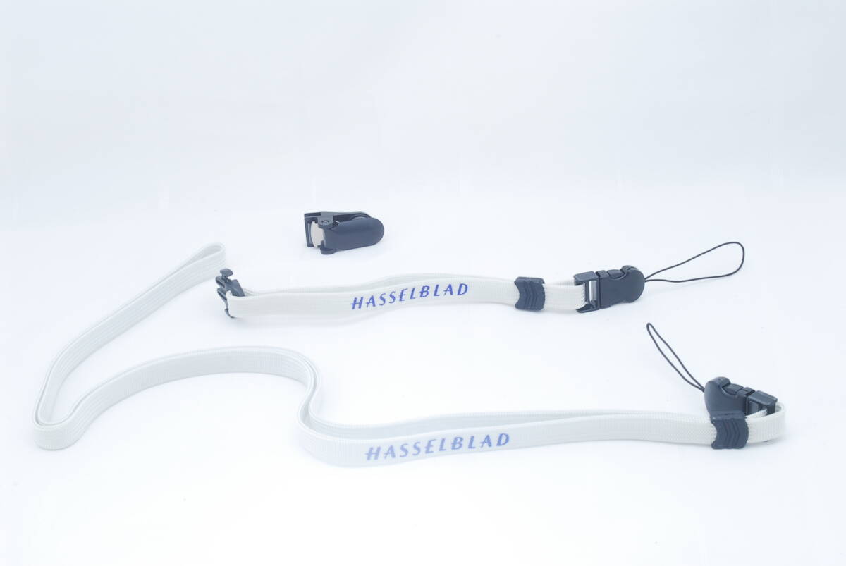 ☆新品・未使用☆Hasselblad ハッセルブラッド ネック ストラップ 白色(ホワイト)×青色(ブルー) 携帯 ハッセル 貴重 レア Camera Strap☆