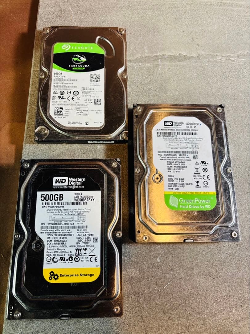 61　HDD 3台セット 500GB 初期化済み　Western Digital 等