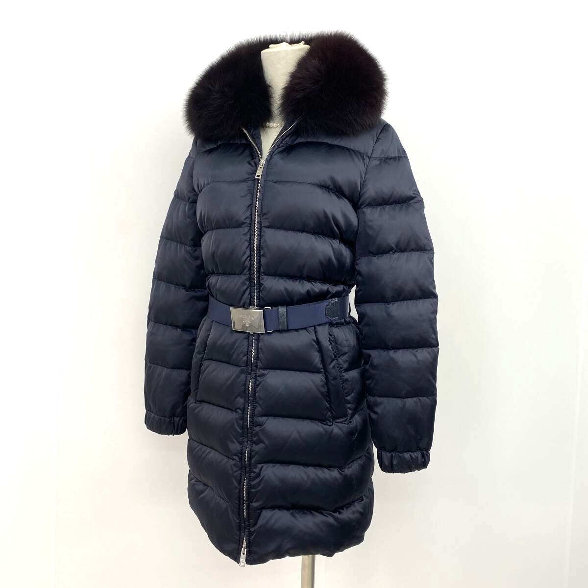 【最高級】PRADA プラダ ブルーフォックスファー 大人気 極希少 フード ダウンコート ベルト 28G062 サイズ38 M L相当