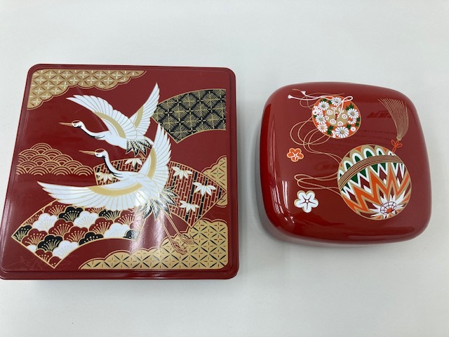 【当時品】重箱 小物入れ２点おまとめ 二羽鶴 手毬 一段 裁縫箱 和風 和柄 日本 ひなまつり お正月 昭和レトロ アンティーク 619