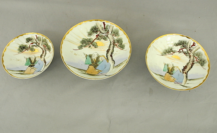 三つ組 茶碗 高砂 昭和レトロ　金彩　大 15.5ｃｍ　中 13.5ｃｍ　小 11.6ｃｍ　中古　陶磁器