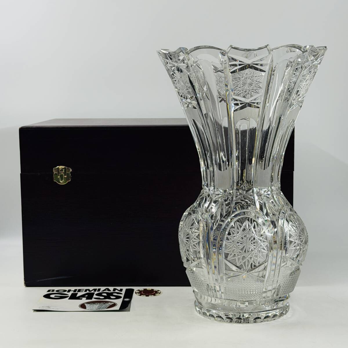 【64312Q】BOHEMIAN GLASS ボヘミアガラス 大花瓶 高さ36㎝ 重量6.8kg フラワーベース 花器 花瓶 花入 花生 華道具 経年保管品 現状品