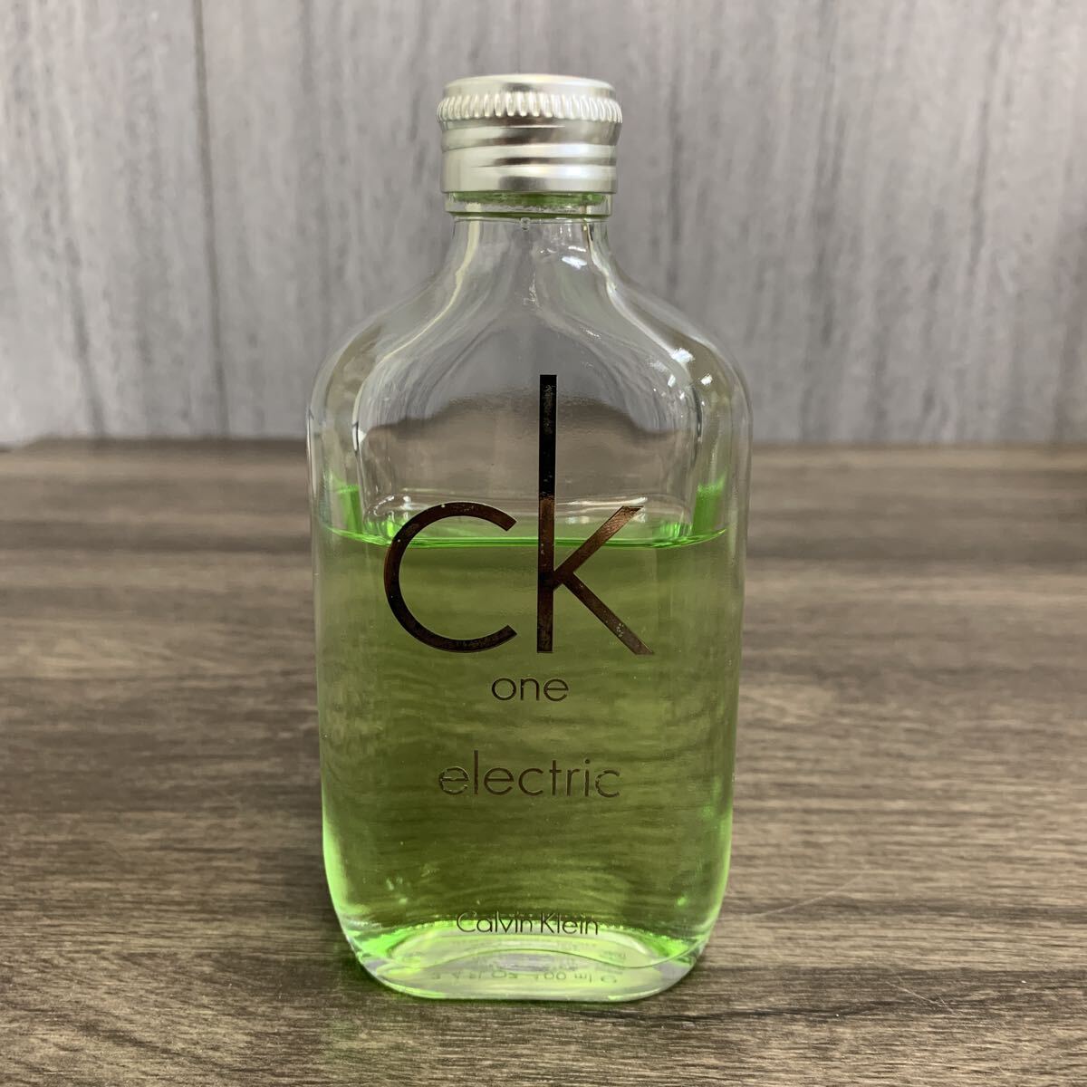y122203m 100ml 【送料無料】CK ONE シーケーワン Calvin Klein カルバンクライン electric エレクトリック