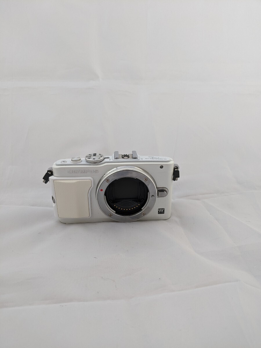 ★OLYMPUS ミラーレス一眼 PEN Lite E-PL6 ボディ ホワイト E-PL6 BODY WHT　#12024