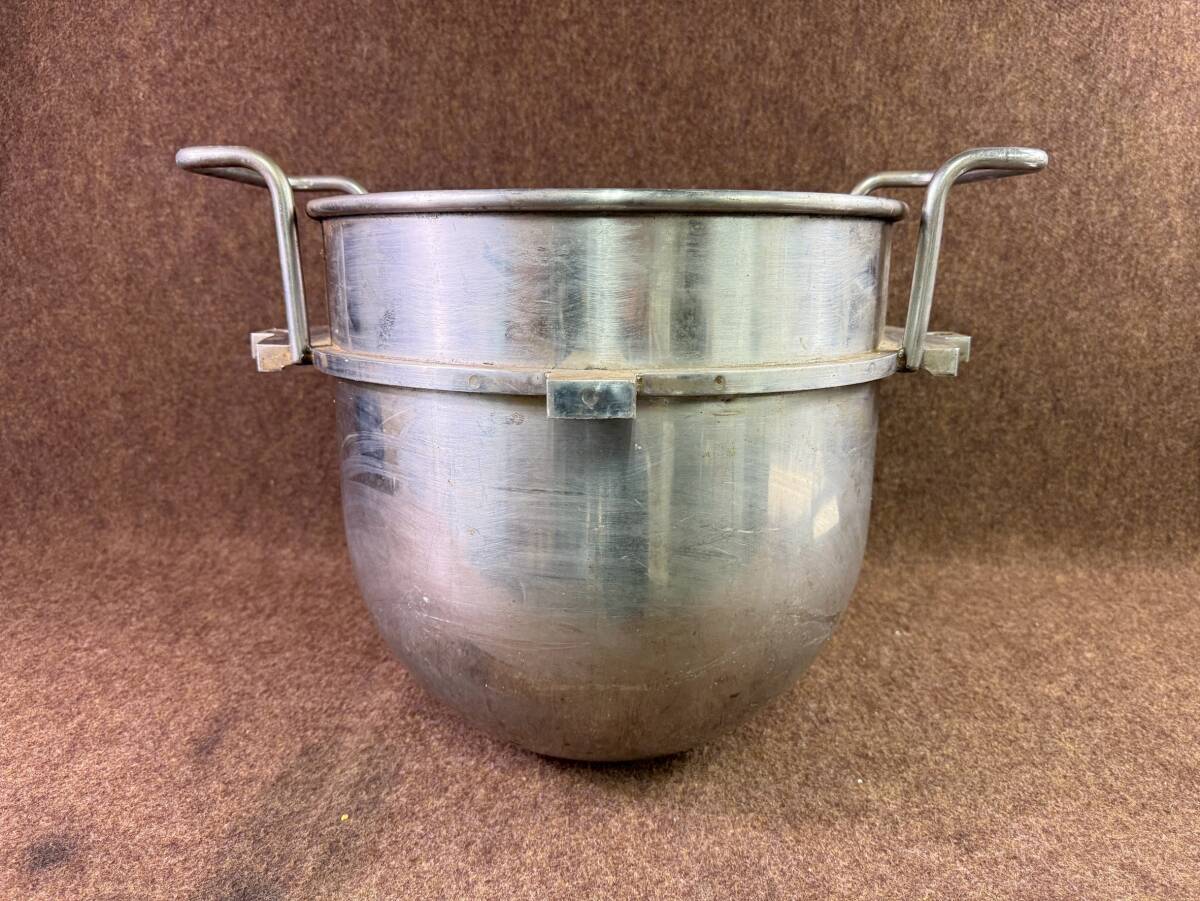 160 1F MR071211-04【A】／カントーミキサー ボール ボウル 刻印53 50コート 大型 底へこみ 業務用 製菓 攪拌機 中古