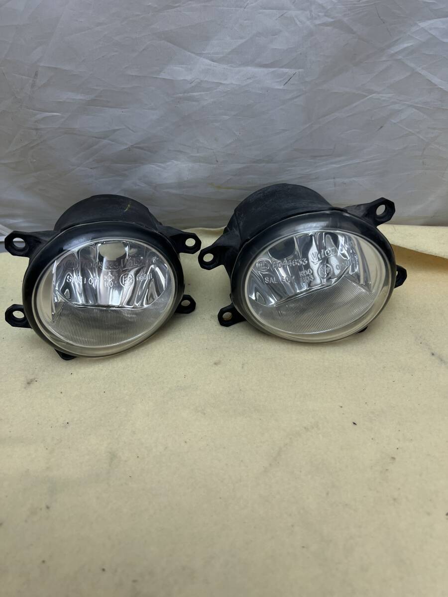 トヨタ　純正　20　アルファード/20　ヴェルファイア　後期　　フォグランプASSY　左右セット　81220-0W050/81210-0W060　Valeo製　H11