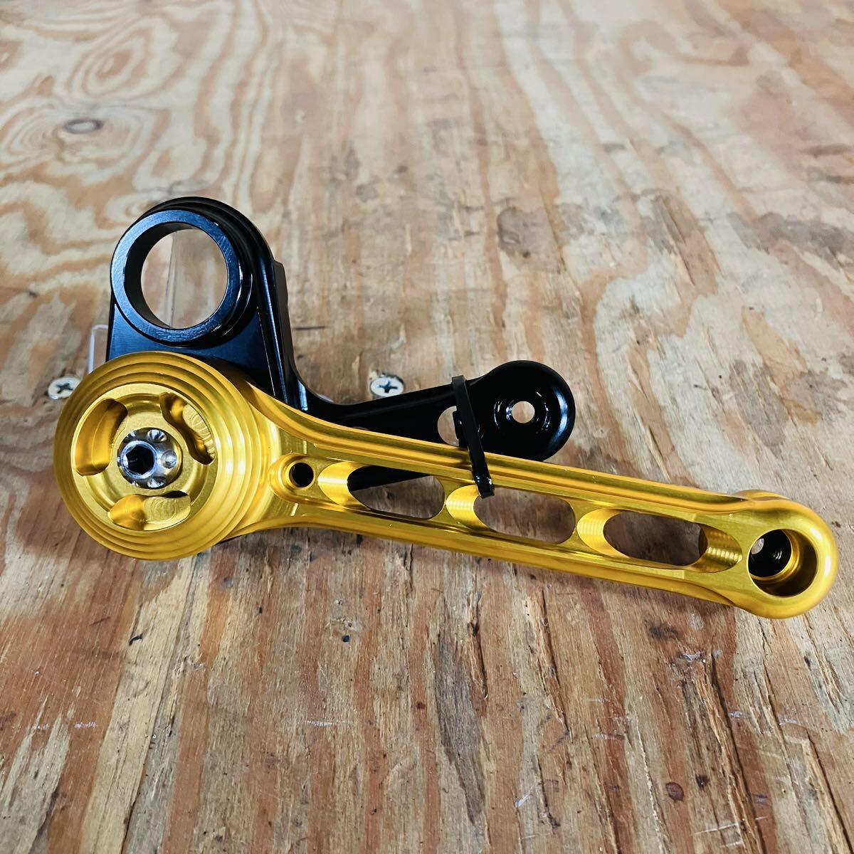 ◯【未使用】RIDEA BROMPTON用 テンショナー 3速対応 ゴールド/ブラック アルミ削り出し リディア ライディア ブロンプトン 