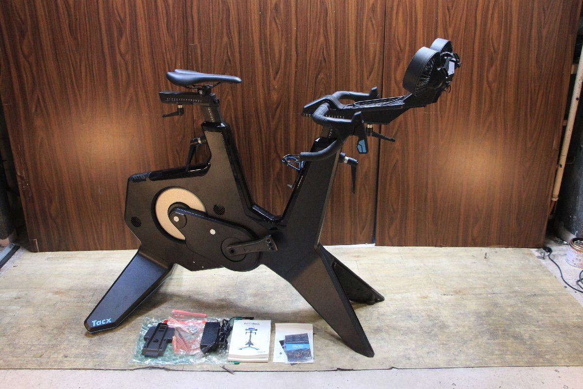 ◇Tacx タックス NEO BIKE Smart T8000 スマートバイク