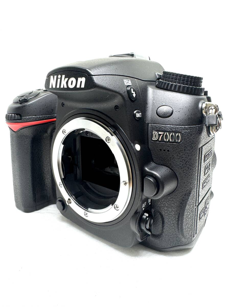 ★極上品★《ショット数3,263回 》D7000 ボディ★　#355