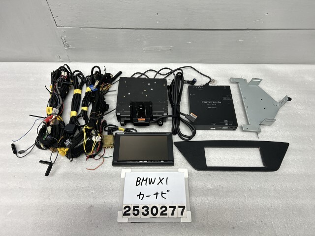 BMW X1 VL18 カロッツェリア AVIC-HRV110G オンダッシュ フルセグ 地デジ HDD ナビ 専用パネル付 CANBUS付 SDRIVE 18I 1A1 017352
