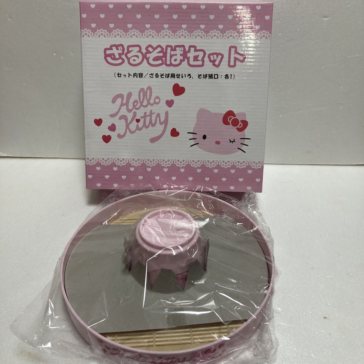 ハローキティ　ざるそばセット　 サンリオ