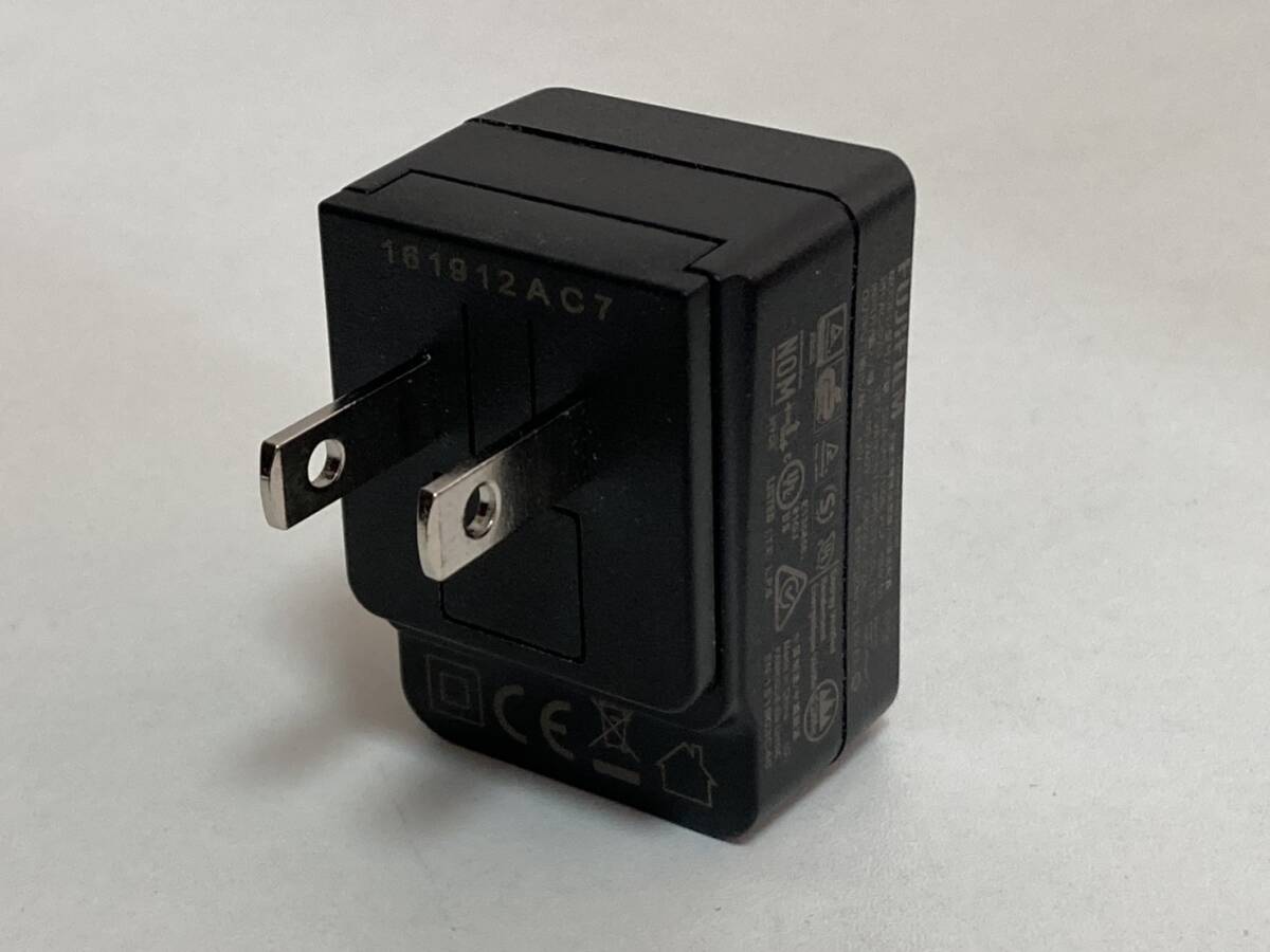 FUJIFILM DSA-5PFU1-05 パワーアダプター 充電器 フジフイルム