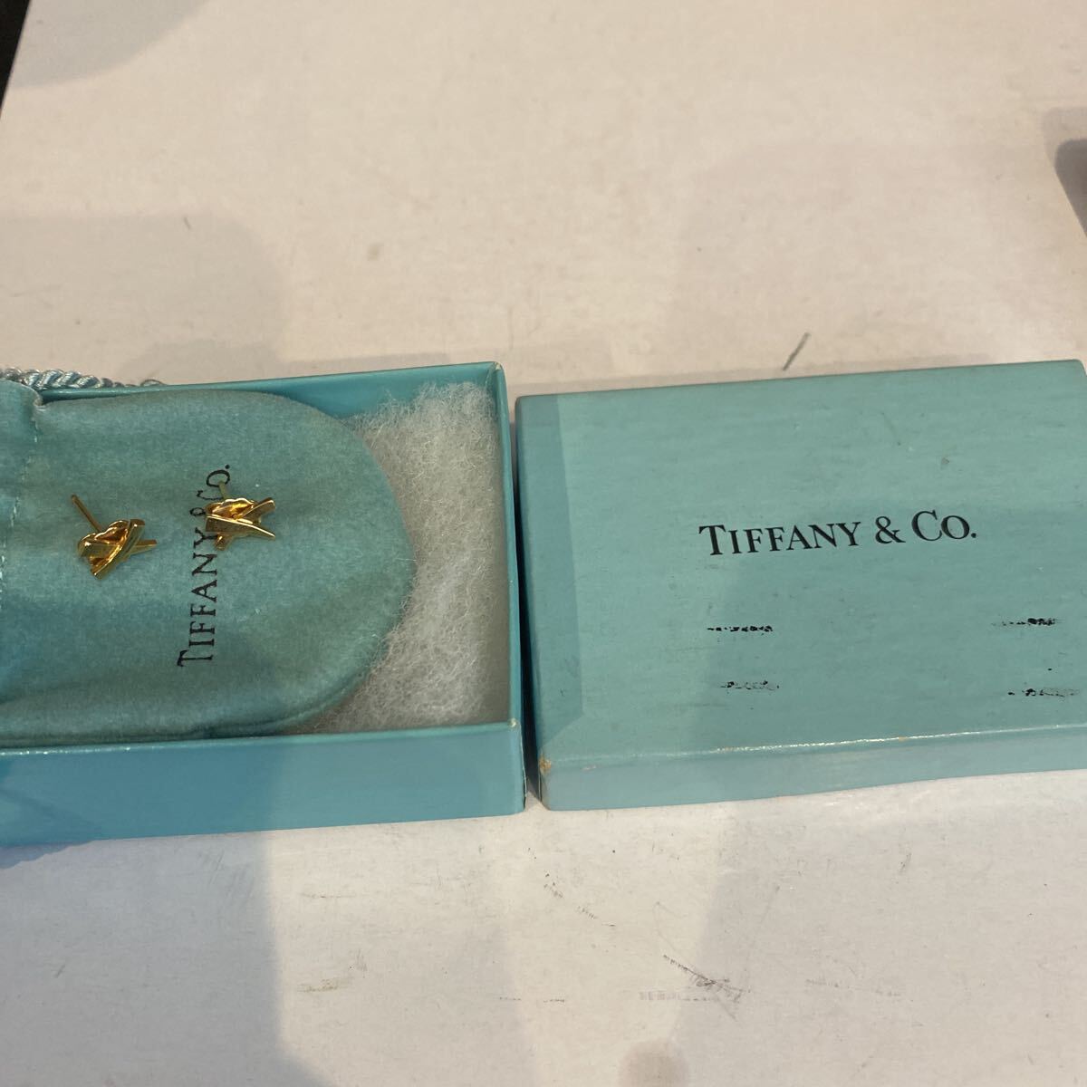 TIFFANY Co ティファニー　750 ゴールド ピアス パロマピカソXキス