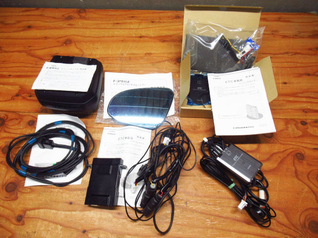 TOYOTAまとめ トヨタ クリーンボックス レインクリアリングブルーミラー ETC車載器 USB/HDMI入力端子 動作未確認 現状品 管理7S1213C-C6