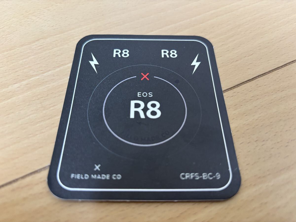 【新品未使用 / 送料無料】 FIELD MADE インジケーター ステッカー キヤノン Canon EOS R8 ボディキャップ用