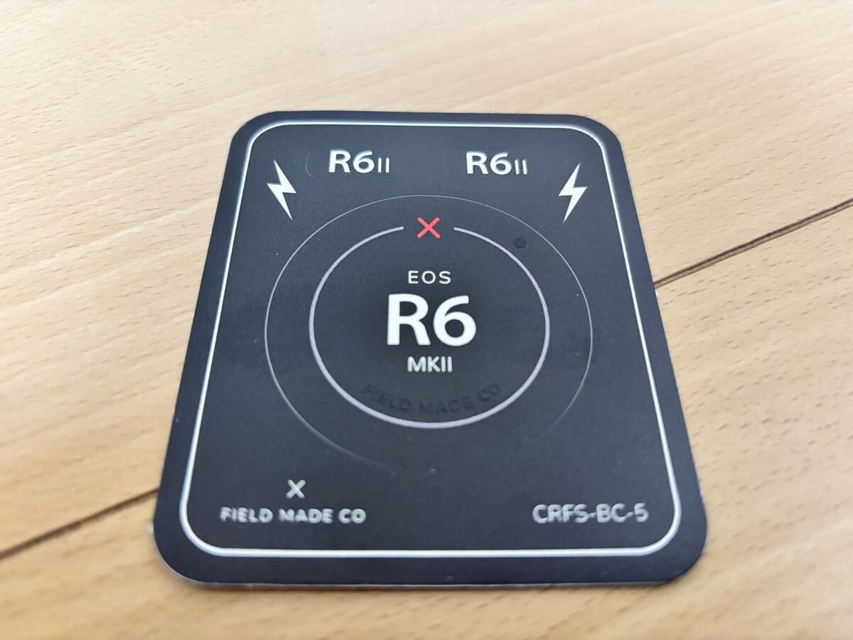 【新品未使用 / 送料無料】 FIELD MADE インジケーター ステッカー キヤノン Canon EOS R6 Mark Ⅱ ボディキャップ用