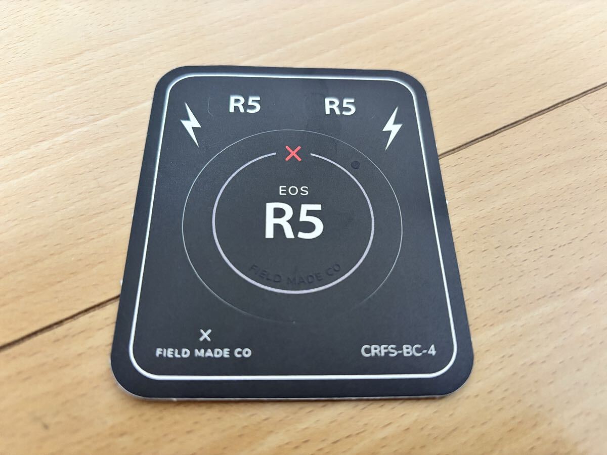 【新品未使用 / 送料無料】 FIELD MADE インジケーター ステッカー キヤノン Canon EOS R5 ボディキャップ用
