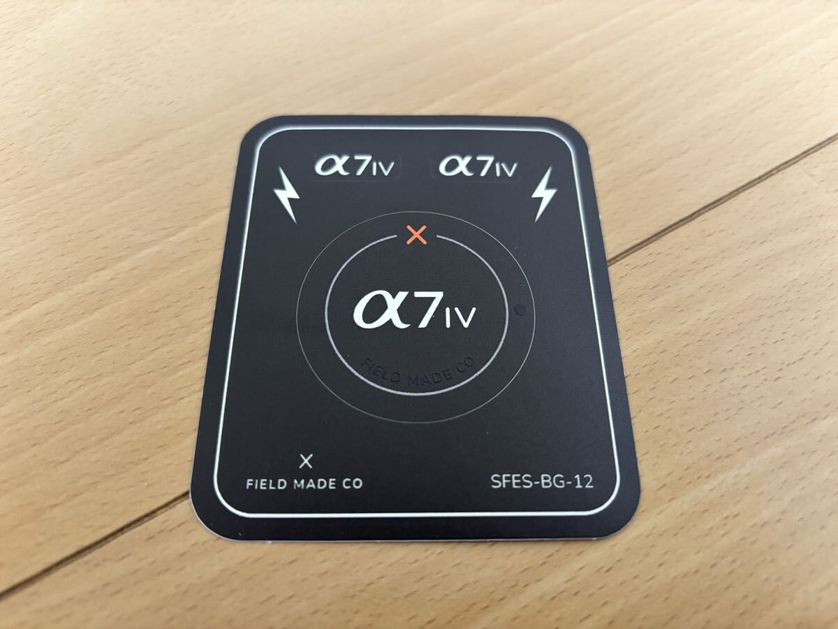 【新品未使用 / 送料無料】 FIELD MADE インジケーター ステッカー ソニー SONY α7 Ⅳ ボディキャップ用