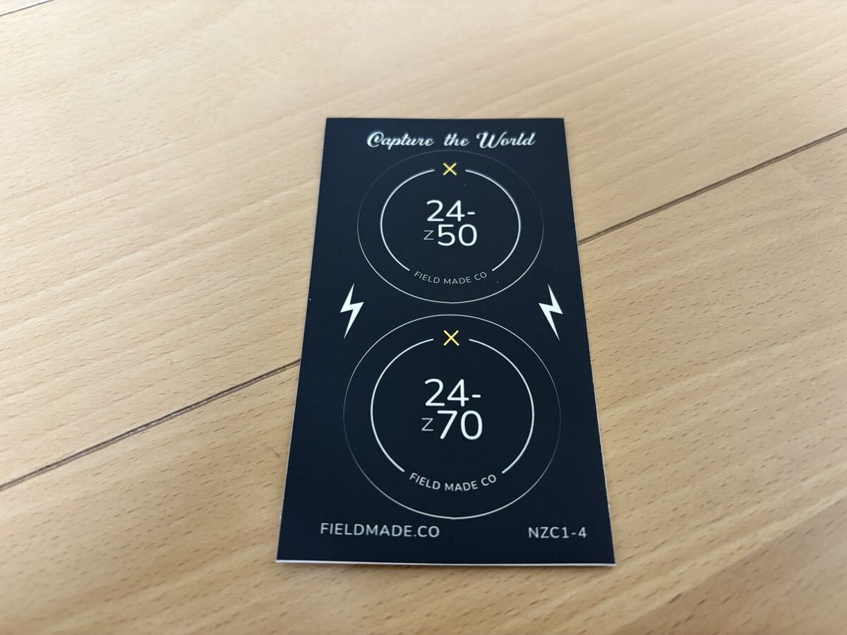 【新品未使用 / 送料無料】 FIELD MADE インジケーター ステッカー ニコン Nikon Z 24−50、24−70 レンズキャップ用