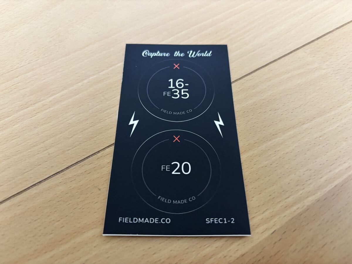 【新品未使用 / 送料無料】 FIELD MADE インジケーター ステッカー ソニー SONY FE 16−35、20 レンズキャップ用