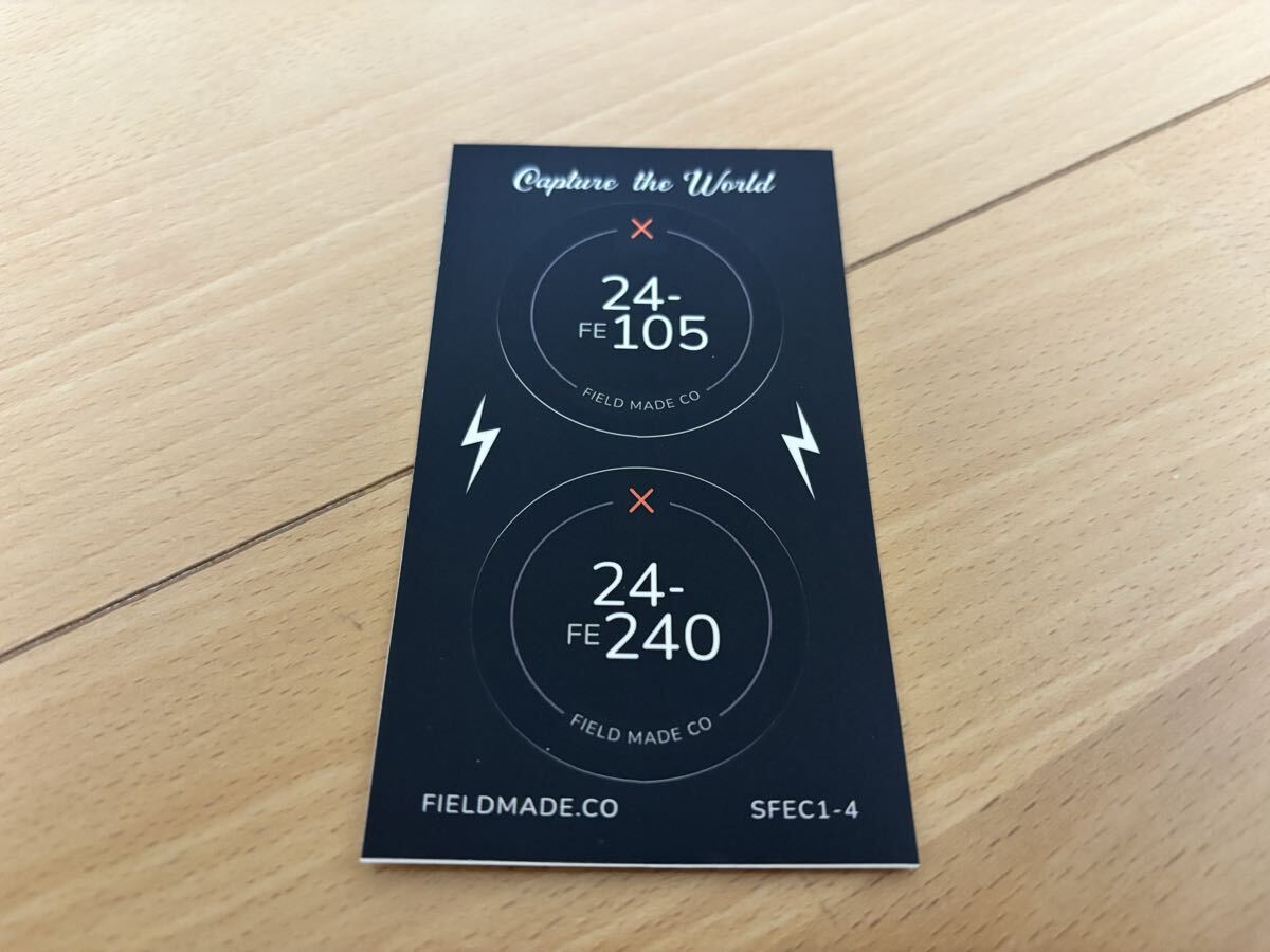 【新品未使用 / 送料無料】 FIELD MADE インジケーター ステッカー ソニー SONY FE 24−105、24−240 レンズキャップ用