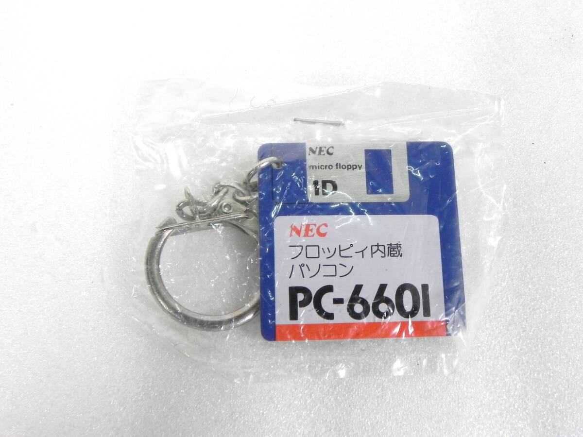 [R5234]☆未使用★NEC フロッピーディスク型 FD アクリルキーホルダー PC-6601 当時物