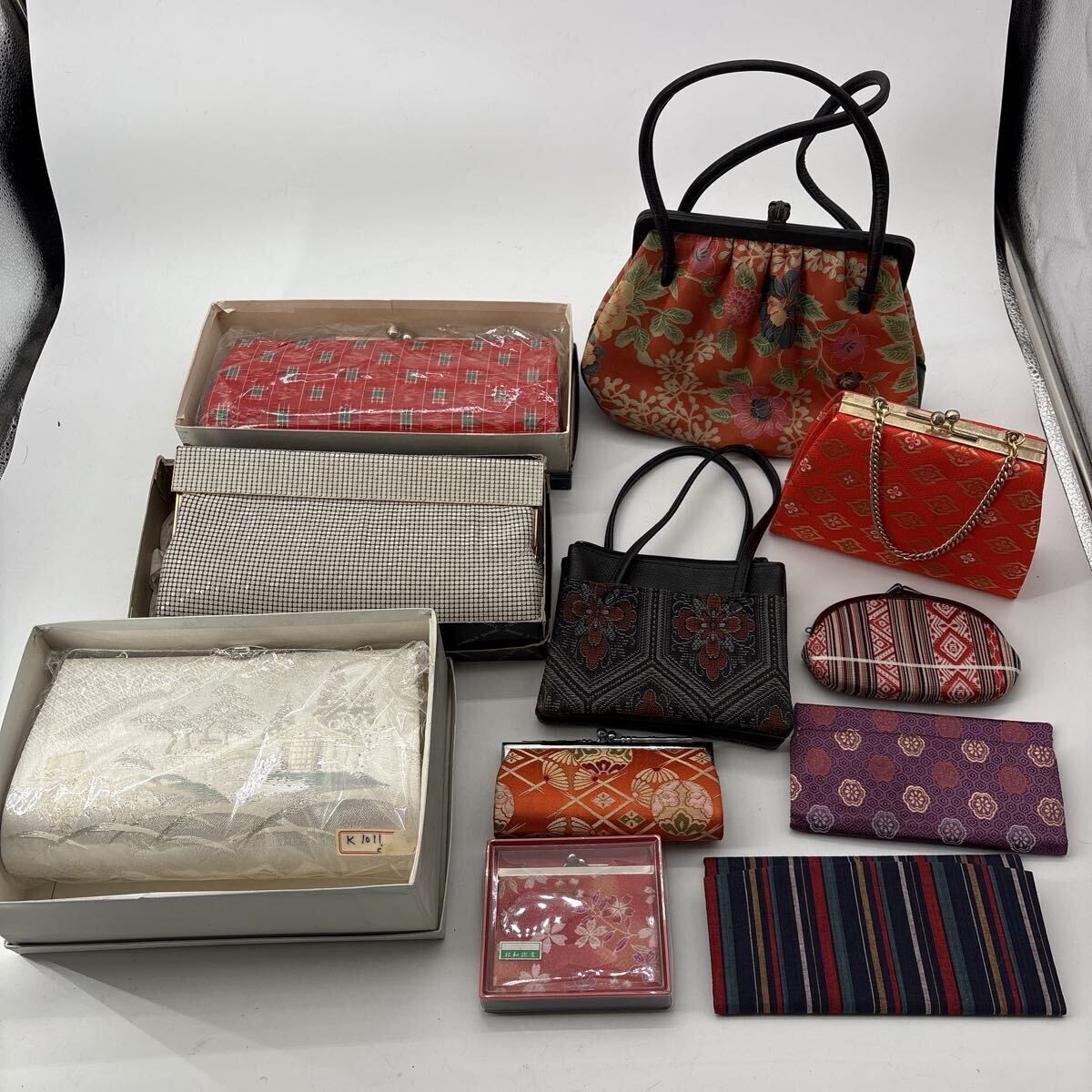 和装用バッグ・財布など 11点まとめて 和装小物 ハンドバック 布財布 小さめ 小型財布 クラッチバック 和柄 着物 長期保管品 送料無料