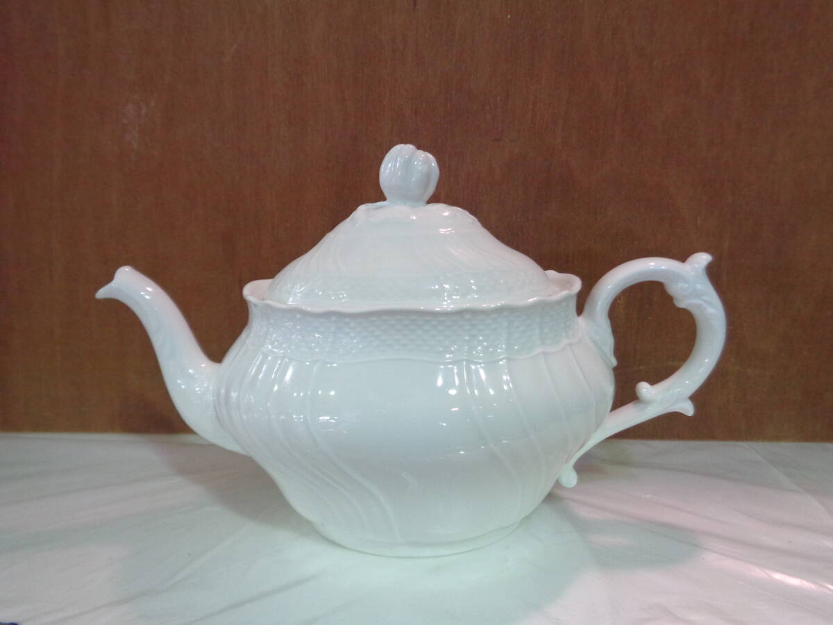 　中古♪　美品　Richard Ginori/リチャードジノリ ベッキオホワイト ティーポット（L)　磁器　茶器