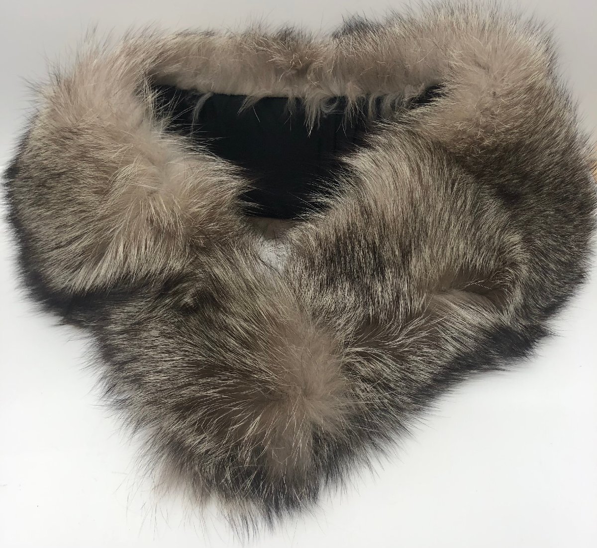 ★【USED/長期保管品】ティペット ファー 毛皮 リアルファー シルバーフォックス レディース ファッション