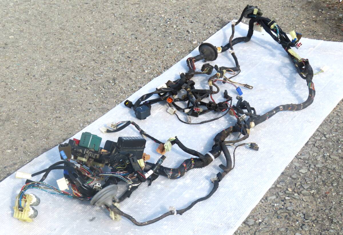 H5 ? E-L200S ミラ TR-XX アバンツアート MIRA 2WD AT EF-JL 純正 ダッシュボード 裏 ハーネス 配線 室内ヒューズBOX / 82137-87B13