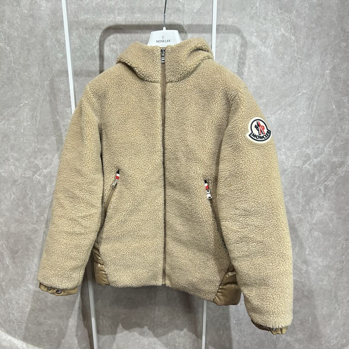 【大人S-M相当】MONCLER モンクレールボア切り替えダウンジャケットGIZEM14A