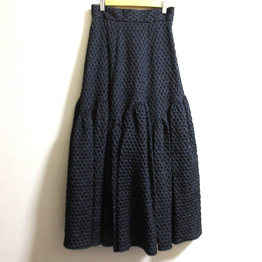 美品 24SS sov ソブ ダブルスタンダードクロージング ふくれジャガード ティアードロングスカート 0302280241 サイズ38 ネイビー