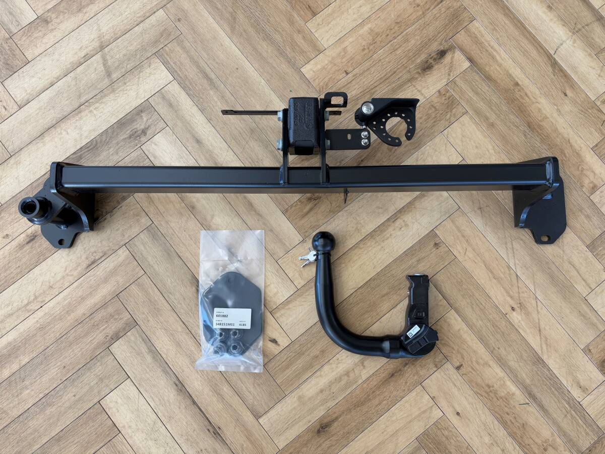 BMW純正 新品 送料込み F39 X2 トレーラーヒッチ 牽引 ヒッチメンバー7160-6888-477 No.25032