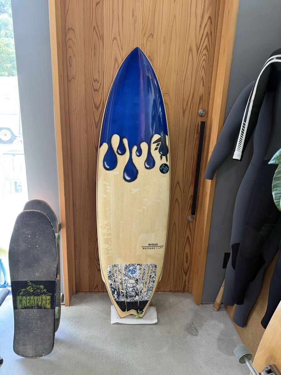 USED FIREWIREサーフボード5.5MACHADO