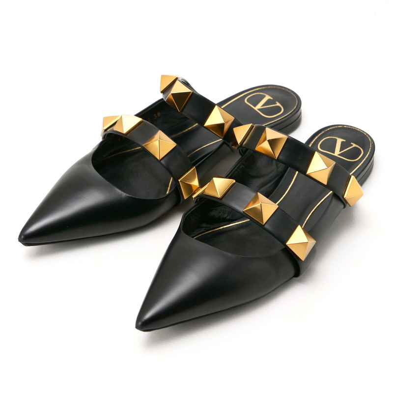 Valentino Garavani ヴァレンティノ・ガラヴァーニ サンダル サイズ38 スタッズ ポインテッドトゥ フラット ミュール